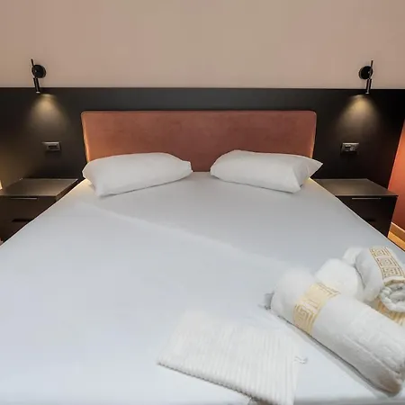 The Red Tile - Sweet Escape Apartamento