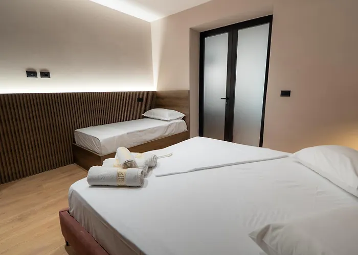 The Red Tile - Sweet Escape Appartement